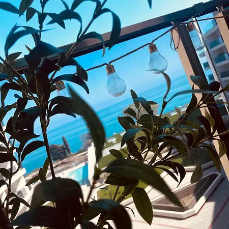 Skyline 11B Apartment - Sea View,Pools & Spa Lägenhet Varna