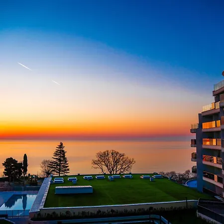 Skyline 11b - Sea View,pools & *