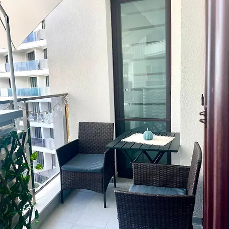 Skyline 11B Apartment - Sea View,Pools & Spa *
