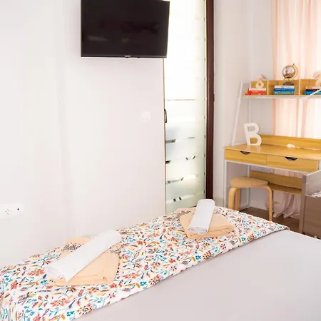 Apartament Skyline 11B Apartment - Sea View,Pools & Spa