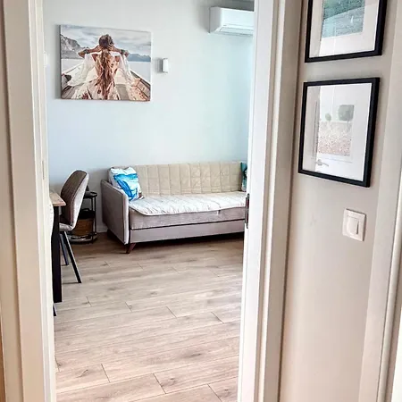 Skyline 11b - Sea View,pools & Apartament